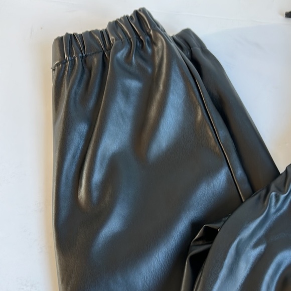 Love Tree vegan leather black drawstring jogger with 4 pockets. - Picture 12 of 16